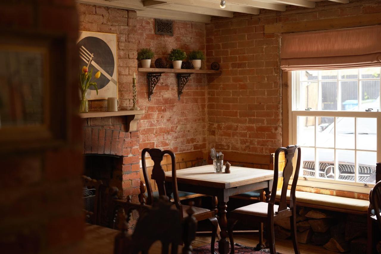 The Dog & Gun Inn Netheravon Exterior photo